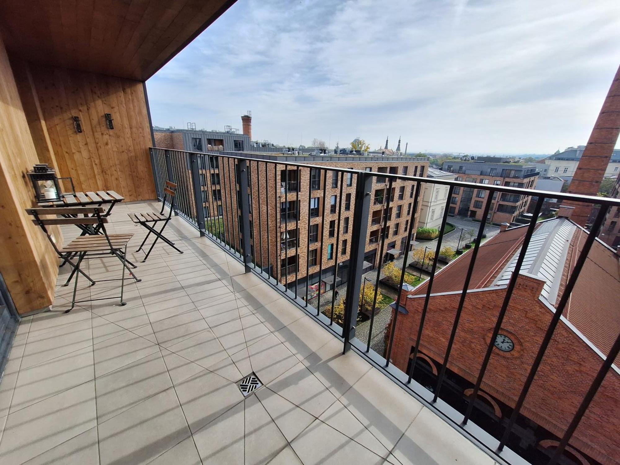 Deluxe Apartment