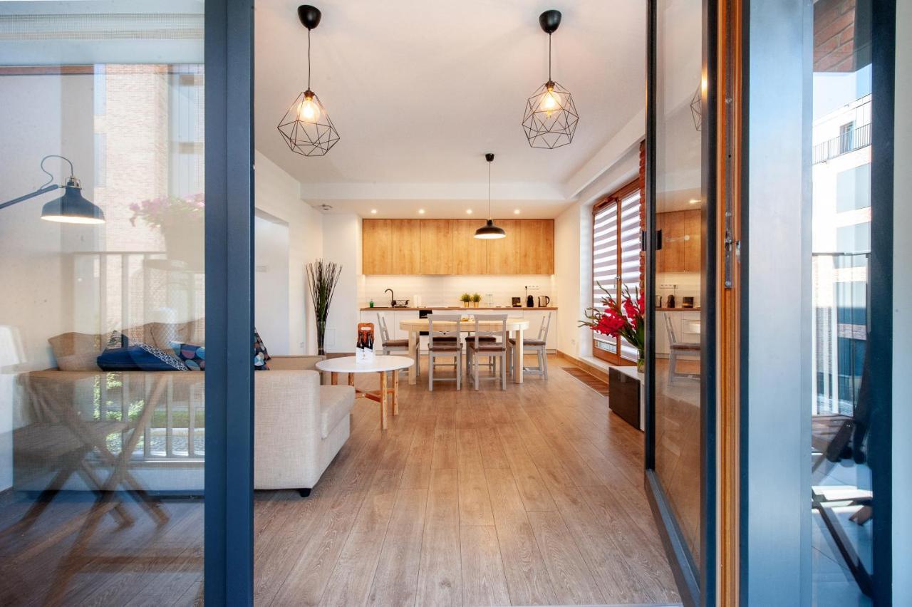 Deluxe Two-Bedroom Apartment