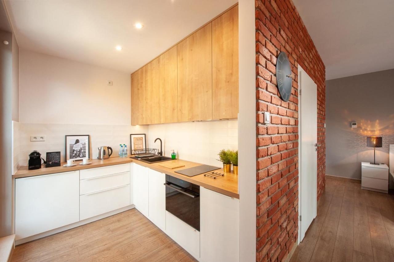 Deluxe Studio Apartment